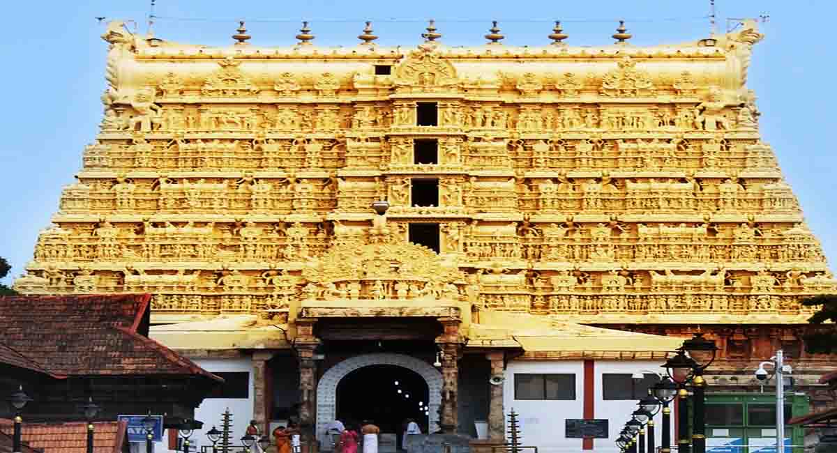 Sri Padmanabhaswamy Temple In Trivandrum Kerala India Stock Photo -  Download Image Now - iStock